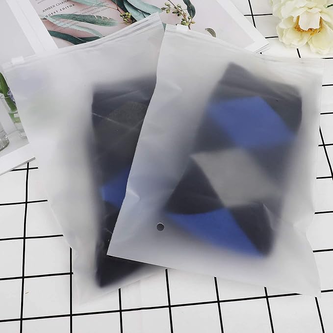 6x9 inch 100pcs Small Storage Bags with Zipper, Plastic Poly Bags for Shipping, Organizing Gloves, Phone Case, Sealable Poly Mailers for Packaging Clothing
