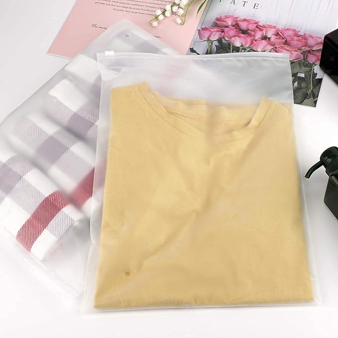 Plastic Storage Bags with Zipper, 100pcs 14x18 inch 3 mil Thick Large Ziplock Bags for Storage, Frosted Zipper Bags for Clothes T Shirt, Swimsuit, Jeans, with Vent Hole