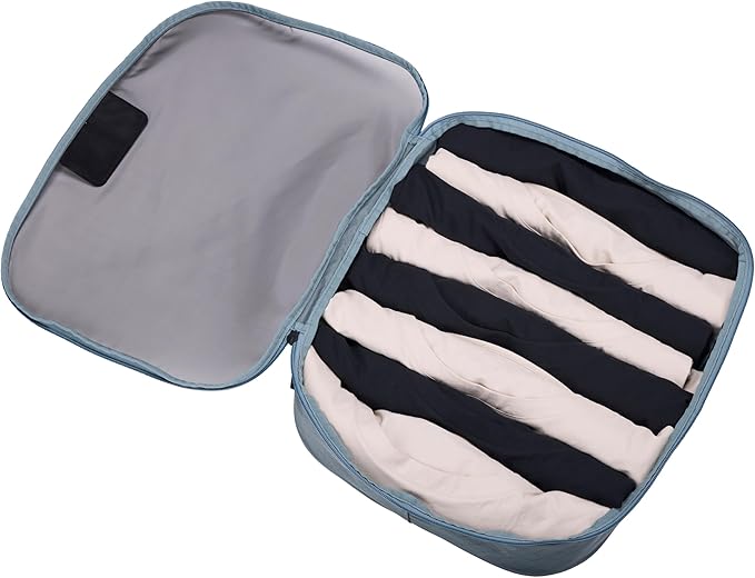 Thule Packing Cube, Size Large, Transparent Fabric, Organize bulkier Items, Easy to Pack, YKK Zippers