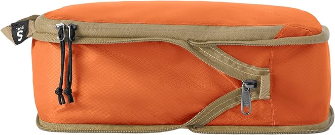 Eagle Creek Pack-It Isolate Compression Cube - Lightweight Compression Cube for Optimizing Luggage Space - Easy-Grab Zipper - Convenient Top Handle - Recycled Materials - Small - Mandarin